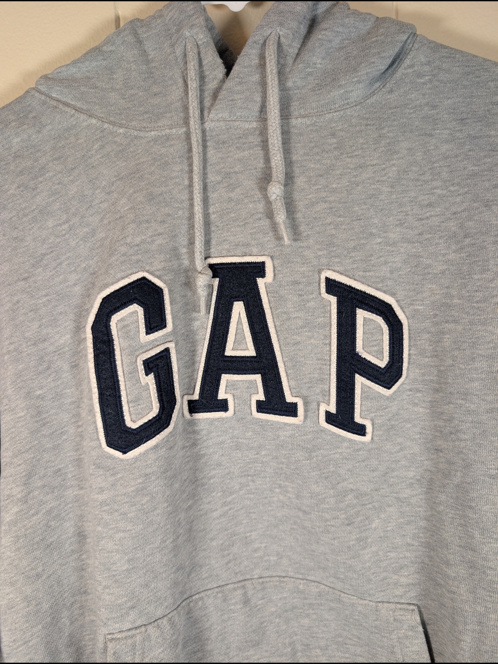 GAP Gray Logo Hoodie Pullover Sweatshirt Men’s Medium Classic Fleece
